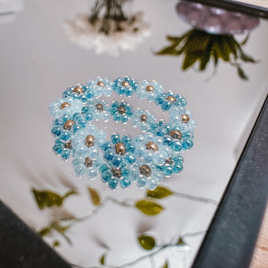 Blumenring aus Glasperlen BLUE WATER